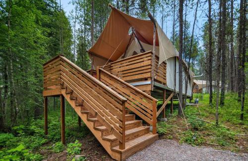 Coram Otro | Under Canvas Glacier