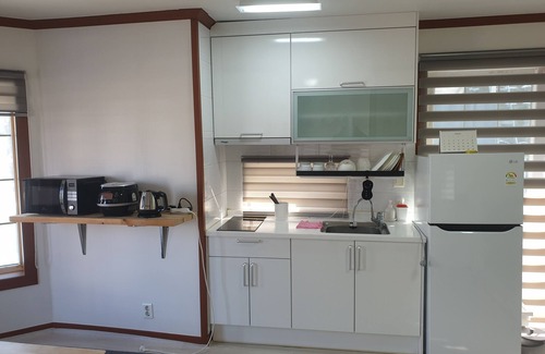 Bongpyeong Condominio | Under Hill Pension