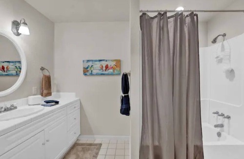Center Point Cabina | Under New Management! THE PORCH CABIN @ Camp Verde Springs