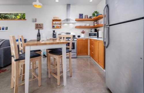 Woodstock Casa | Under The Cedars Guesthouse