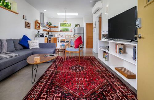 Woodstock Casa | Under The Cedars Guesthouse