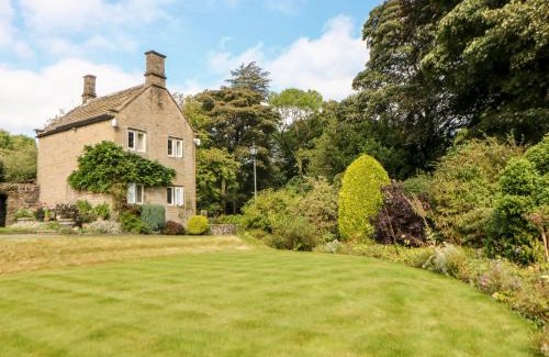 Hoylandswaine Casa | Underbank Hall Cottage