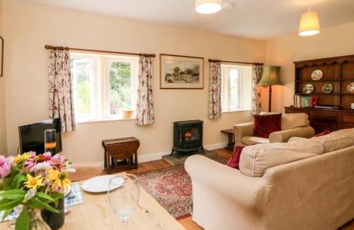 Hoylandswaine Casa | Underbank Hall Cottage