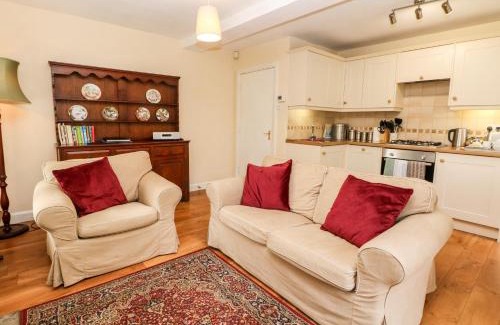 Hoylandswaine Casa | Underbank Hall Cottage