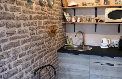 Saintes Cama Y Desayuno | Une Chambre en Ville