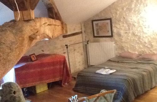 Moirax Cama Y Desayuno | une fermette climatisée en pleine nature