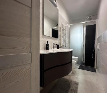 Repubblica Apartamento | Unexpected Rome - spacious modern central apartment