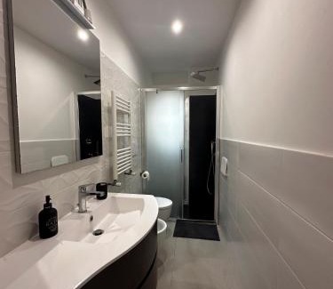 Repubblica Apartamento | Unexpected Rome - spacious modern central apartment