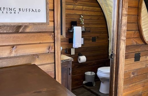 Virgin Cabina | Unforgettable Western Wagon #35 w/ 1 King Bed, Gas Fire Pit and Gas BBQ Grill