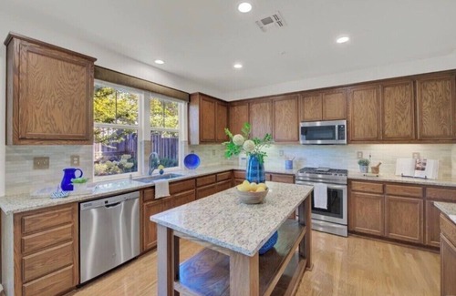 Napa Casa | Unfurnished home minimum 3 months up to 12 months $7500/month