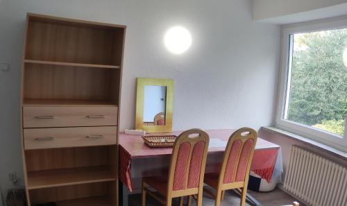 Hustadt Apartamento | Uni-nähe Unterkunft mit Garten