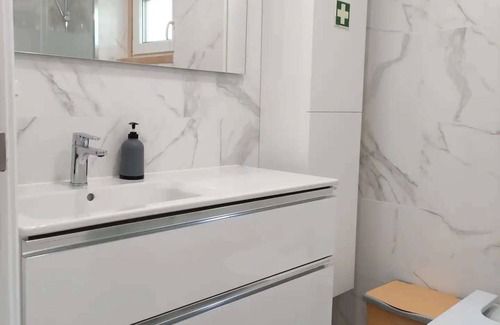 Carvoeira Apartamento | Unidade de Arrendamento Inteiro em: Agualva-cacém, Portugal