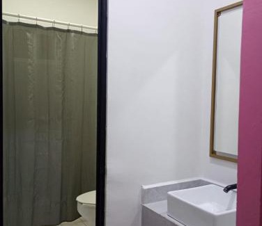 Monterrey Centro Apartamento | Unidades Privadas con AC-TV-WiFi y Estacionamiento en Centro de MTY