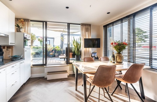 Municipality of Aalsmeer Alquiler De Eote | Unieke en Moderne Water Villa in de Buurt van Schiphol en Amsterdam