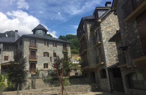 El Pueyo de Jaca Apartamento | Unifamiliar El Pueyo de Jaca, Panticosa