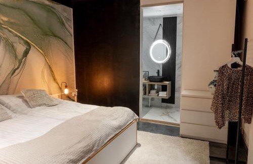 Lahti Apartamento | Uniikki keskustahuoneisto pihaterassilla, bm Garden Apartments no1, free parking
