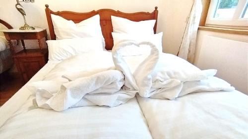 Sankt Andreasberg Apartamento | Unik Villa- Superior Komfort Suite FeWo 90m2 Oberharz - 2 Schlafzimmer getrennt Küche Wohnzimmer Badwanne Balkon Wintergarten Garten Grill