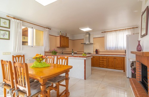 Ariany Villa | UNIO 36 - Maravillosa casa en el centro de la isla con piscina privada. Wifi gratis.