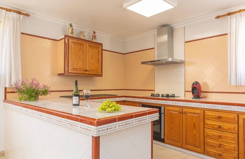 Ariany Villa | UNIO 36 - Maravillosa casa en el centro de la isla con piscina privada. Wifi gratis.