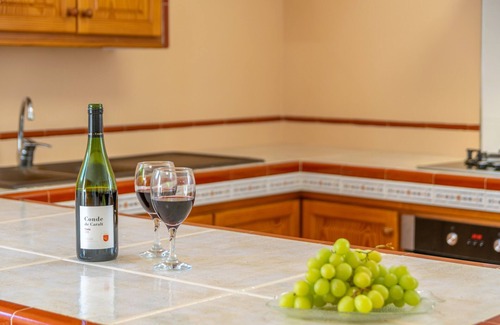 Ariany Villa | UNIO 36 - Maravillosa casa en el centro de la isla con piscina privada. Wifi gratis.