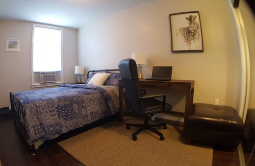 Historic Downtown Apartamento | **UniQ-3Bdrm**..In HearT of DnTwn Jersey City!***5m-to-NY/Lower-Manh*20m--Mdtn!!