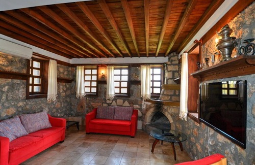 Fethiye Casa | Villa única de piedra de 4 dormitorios