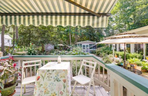 Lewes Apartamento | Unique and Artistic Retreat Near Rehoboth Beach!
