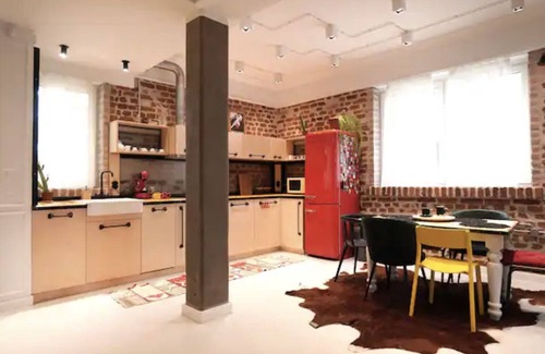 Sofia City Center Apartamento | Unique and Central 3 bedroom