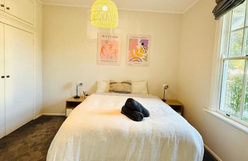 Wellington Casa | Unique and Cosy Cottage with a Sunny Garden