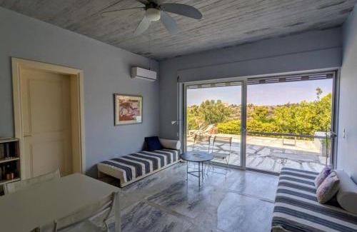 Kilada Apartamento | Unique Apartment for Art & Nature Lovers