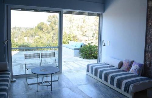 Kilada Apartamento | Unique Apartment for Art & Nature Lovers
