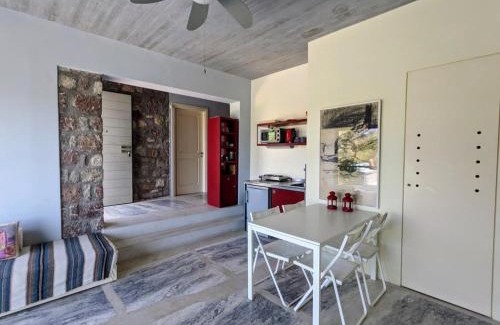 Kilada Apartamento | Unique Apartment for Art & Nature Lovers