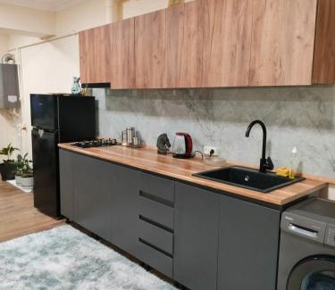 Vagharshapat Apartamento | Unique Artist Apartment