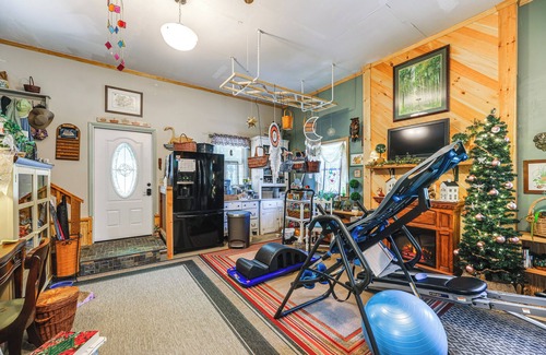 Lewes Apartamento | Unique & Artistic Retreat Near Rehoboth Beach!