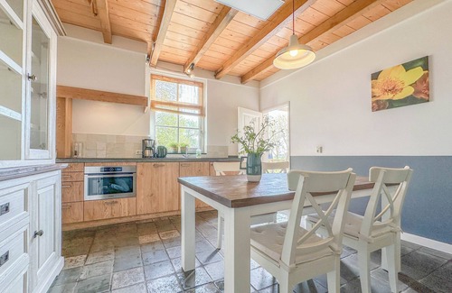 Municipality of Drimmelen Casa | Unique cottage by water near the Biesbosch