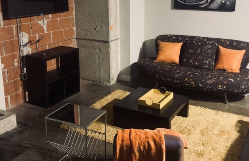 Riverside Terrace Apartamento | Unique East Coast style 2BR in loft Houston