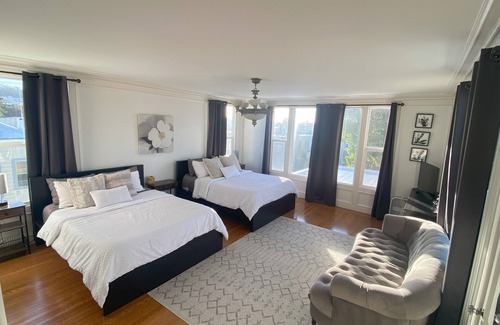 Richmond District Casa | Unique Gothic Home in SF's Richmond District