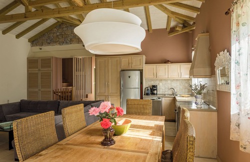 Lefktron Casa | Unique Holiday Home in the Heart of the Village