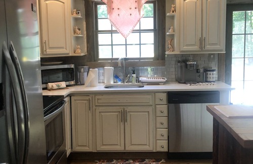 Stroudsburg Casa | Unique home in great neighborhood