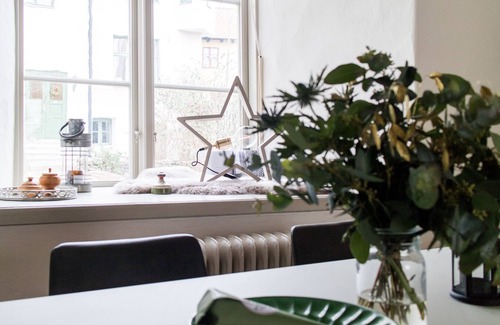 Innerstaden Casa | Casa única en el centro de Visby junto a la ruina de St. Karin - 8 camas - gran jardín
