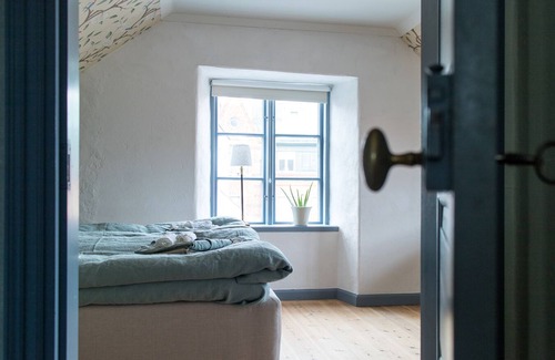 Innerstaden Casa | Casa única en el centro de Visby junto a la ruina de St. Karin - 8 camas - gran jardín