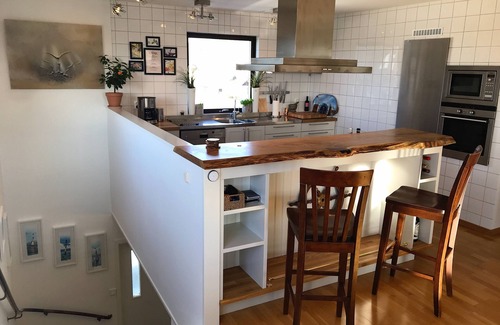 Ronnang Apartamento | Ubicación única y maravillosa vista al mar en Rönnäng, Tjörn!