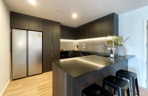 Newton Apartamento | Unique Luxury Amazing SkyTower Parkview & Parking
