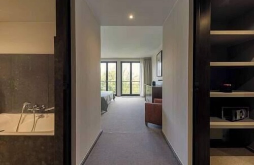 Ixelles Apartamento | Unique Luxury Central Flat