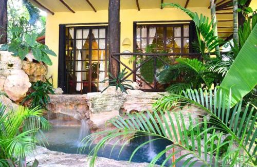 Playacar Fase I Casa | Unique Mexican Villa! Plunge Pool, Ocean Views