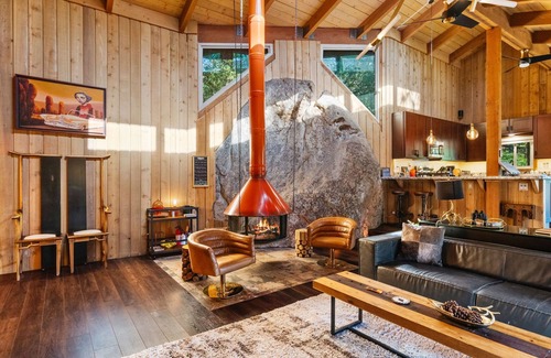 Idyllwild Cabina | Unique Modern Cabin w/spa, dry sauna