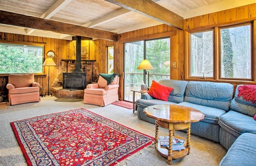 Sapphire Cabaña | ¡NUEVO! Unique Mtn Cottage w / Views & Resort Access