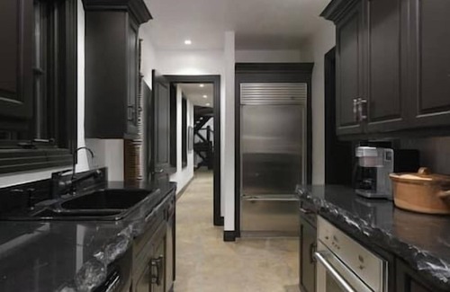 Aspen Casa | Unique Mountain Retreat, Just Minutes to the Core!