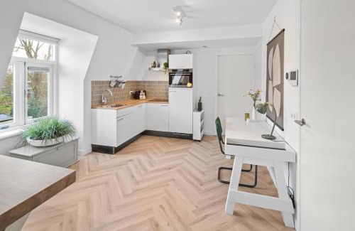 Centrum Apartamento | Unique Penthouse Near City Center And Park