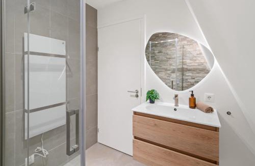 Centrum Apartamento | Unique Penthouse Near City Center And Park